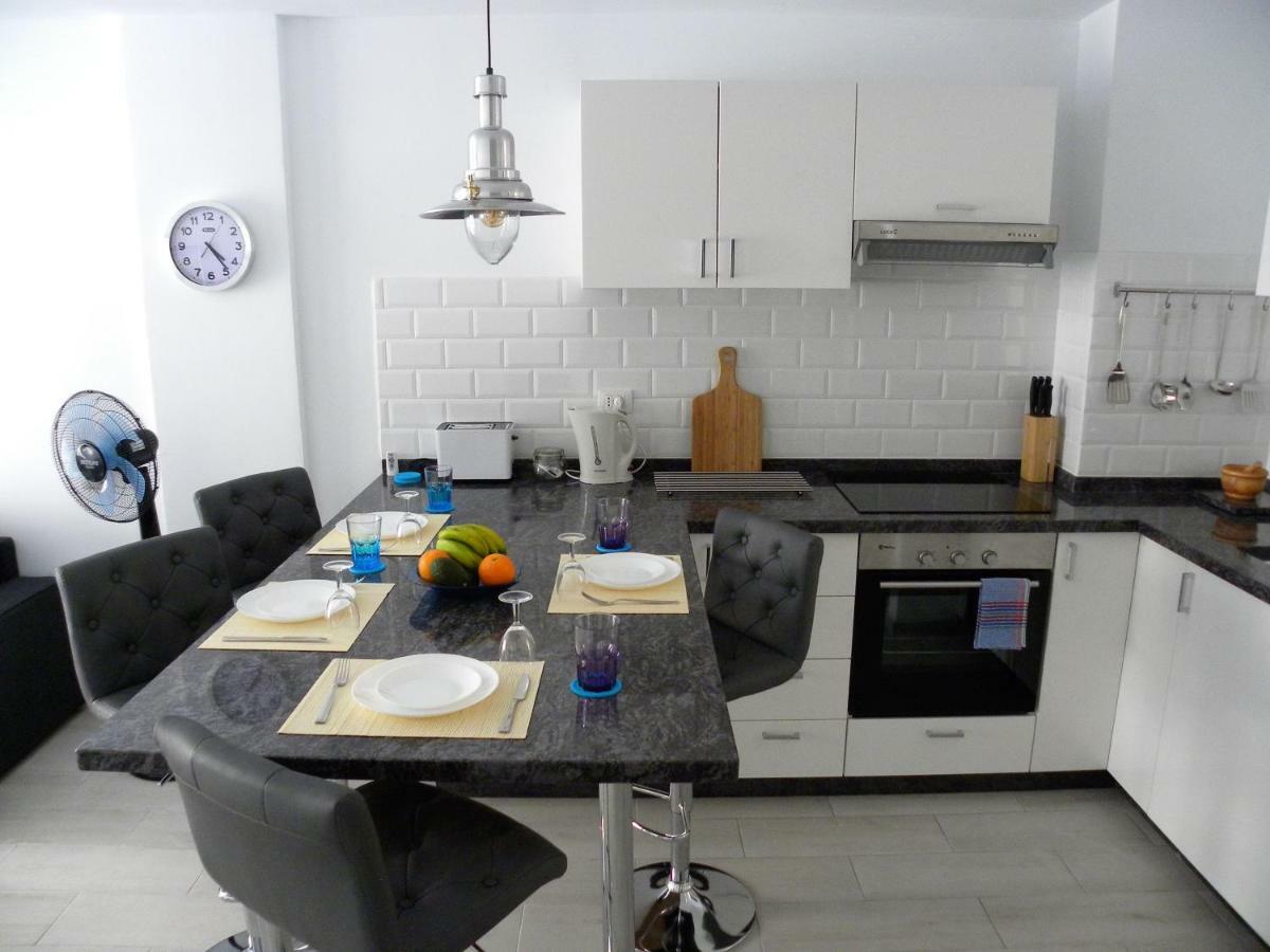Ben'Sholidayflat Ideal For Families Groups And Couples Terrace Solarium Wi-Fi Netflix Smart Tv 엘메다노 외부 사진